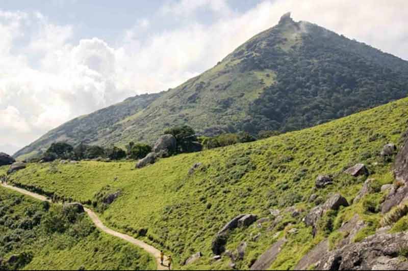 valliyangiri hills 