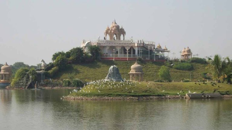 banswara ananda sagar lake
