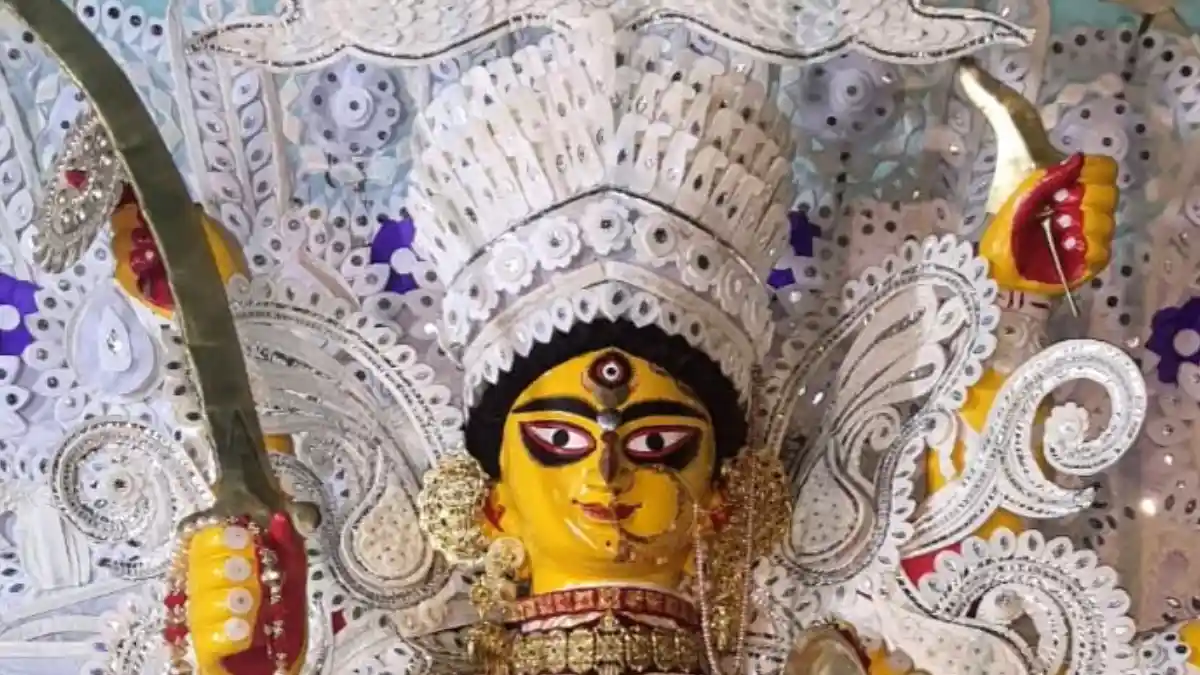 শারদীয় ঐতিহ্যে ৬০০ বছরের সাক্ষী, নদিয়ার শান্তিপুরের জজ পণ্ডিত বাড়ির একচালা দুর্গাপুজো