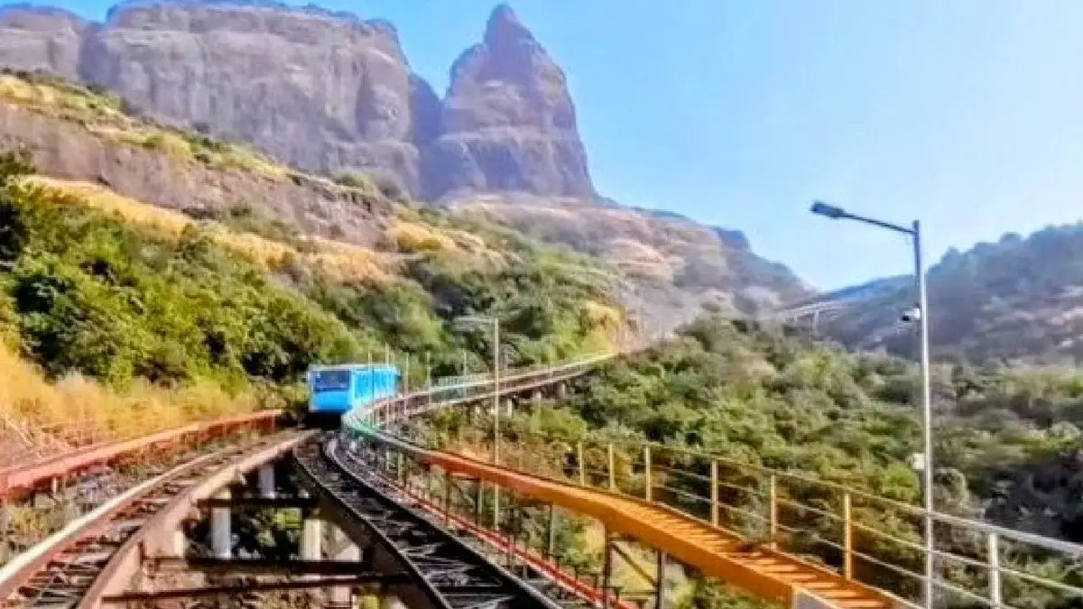 ভারতের দীর্ঘতম ফিউনিকুলার রেল চালু শ্রী মালঙ্গড়ে, দু’ঘণ্টার কঠিন পাহাড়ি আরোহণ এখন মাত্র ১০ মিনিটে